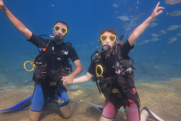 SCUBA DİVİNG